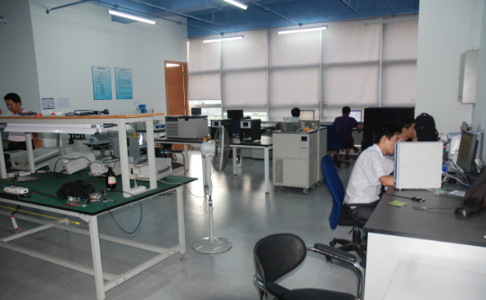 工程中心光學(xué)研發(fā)實驗室